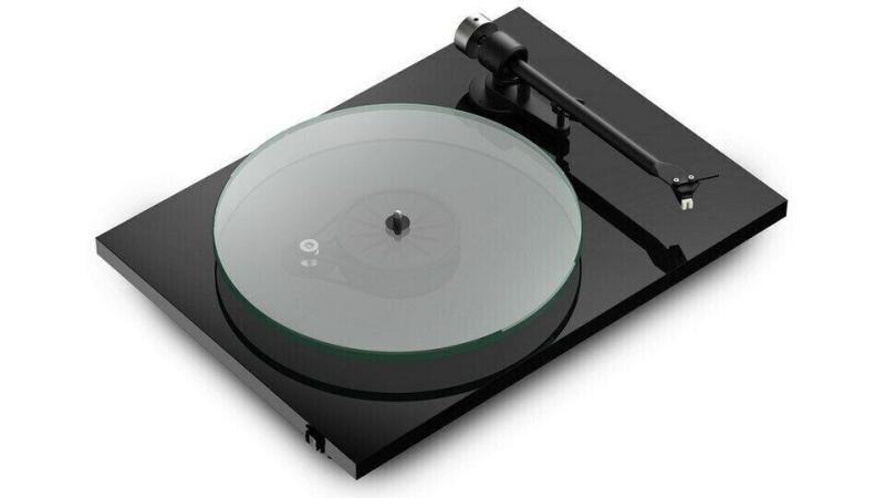 Вертушка Pro-Ject T2 W: встроенный фонокорректор и Wi-Fi-мультирум Вертушка Pro-Ject T2 W: встроенный фонокорректор и Wi-Fi-мультирум