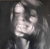Виниловая пластинка Ariana Grande / Petal (Translucent Pearly White) (1LP)