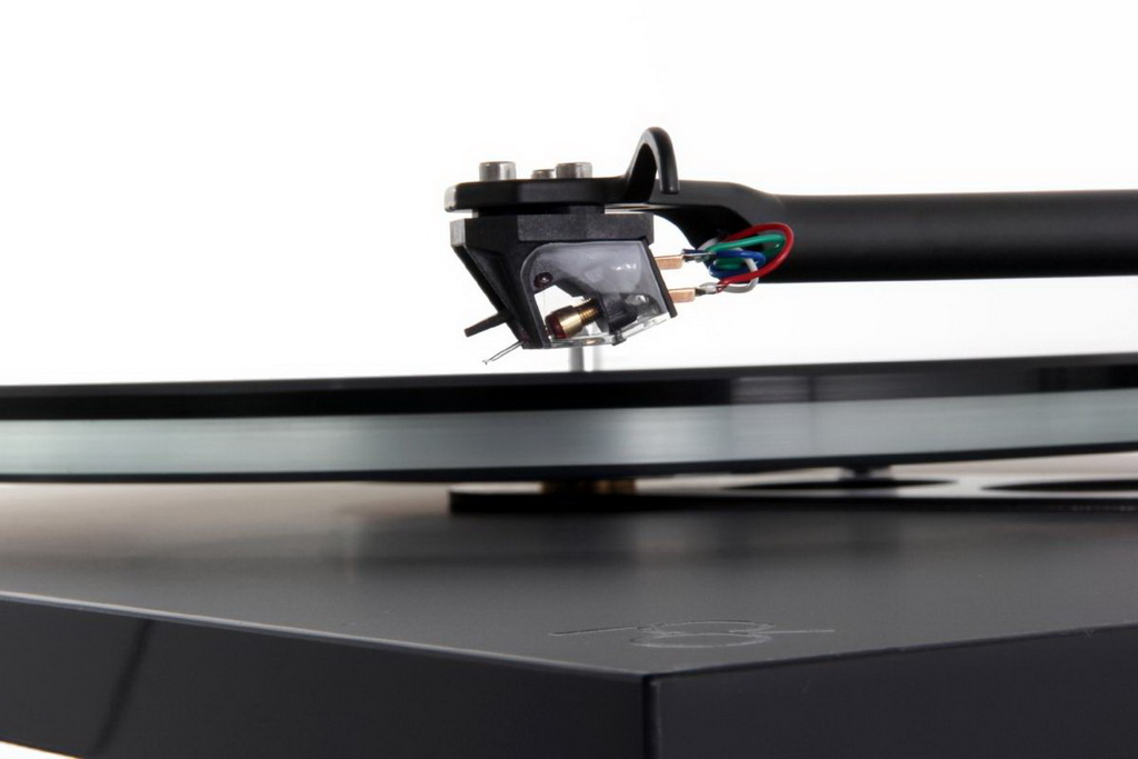 Обзор винилового проигрывателя Rega PLANAR 6, фото 3 Обзор винилового проигрывателя Rega PLANAR 6, фото 3