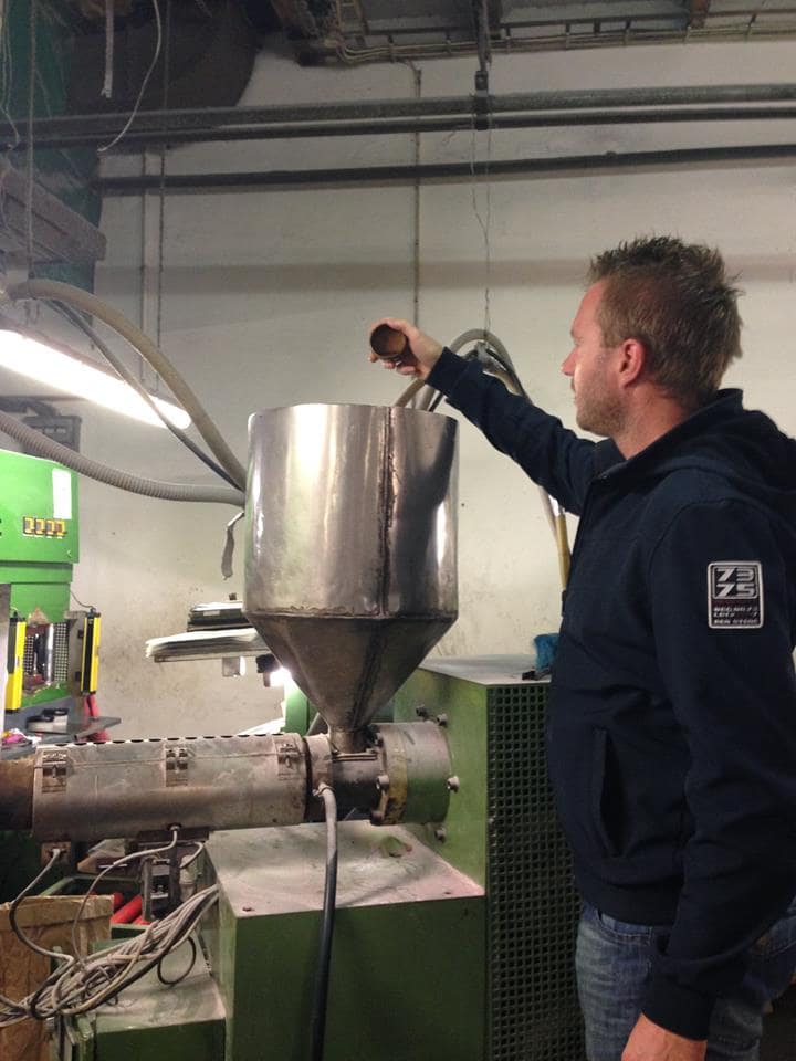 Уникальный винил: пластинки с метеоритом, упавшим 400 лет назад